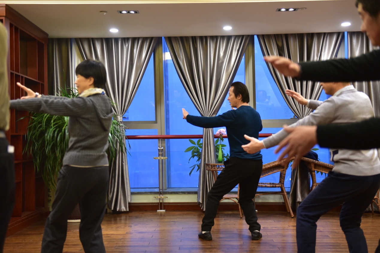 z6com·尊龙环保太极拳培训