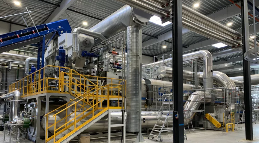 工信部鼓励废塑料化学循环，推广热裂解技术